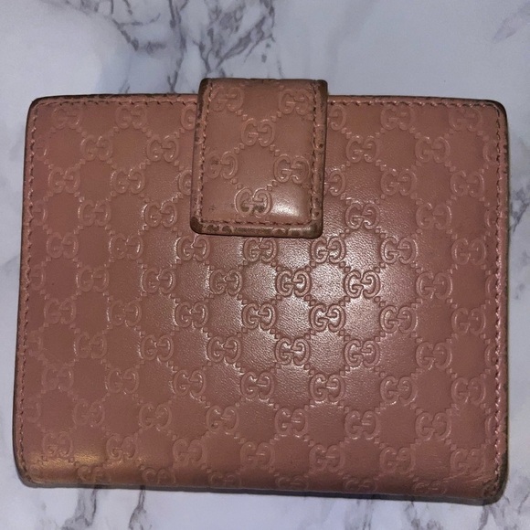 Gucci Microguccissima Compact Wallet - Picture 7 of 16